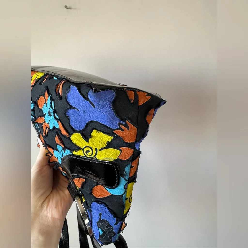 Ripani Women’s Vintage Patent‎ Leather and Floral Canvas Demi Shoulder Bag Black - Image 9