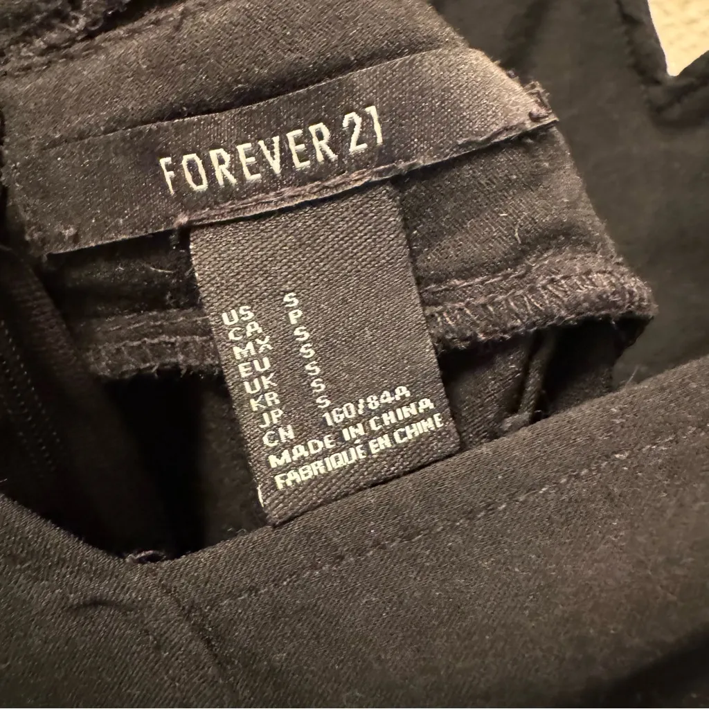 Little Black Forever 21 Dress Sz Small - Image 3