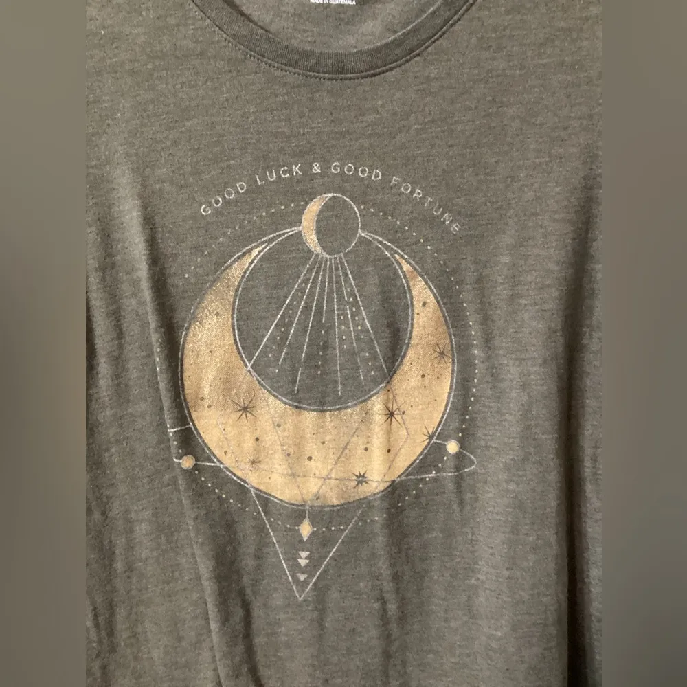 Lucky Brand Olive green Graphic Tee women’s size large - Image 5