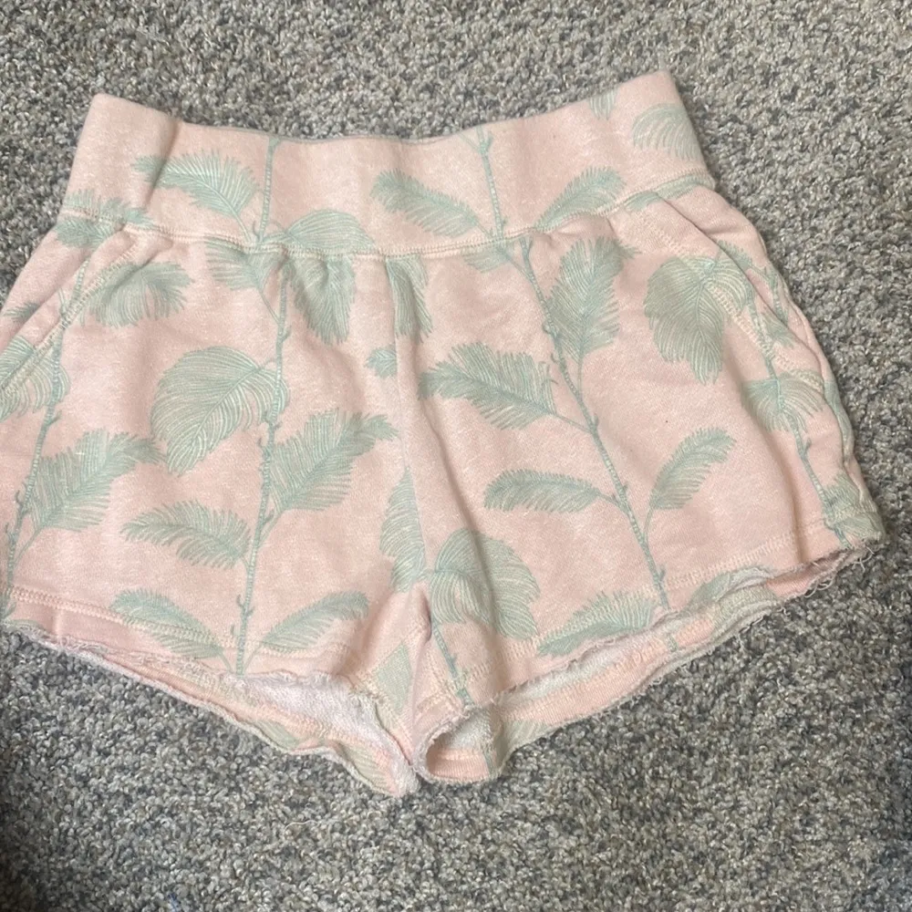 Chaser Linen French Terry Easy Shorts Sz Small NWOT - Image 3