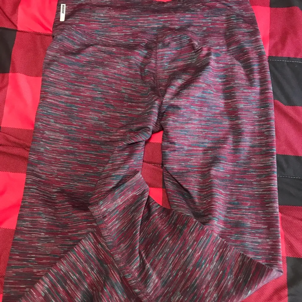 RBX athletic Leggings NWOT Size L - Image 3