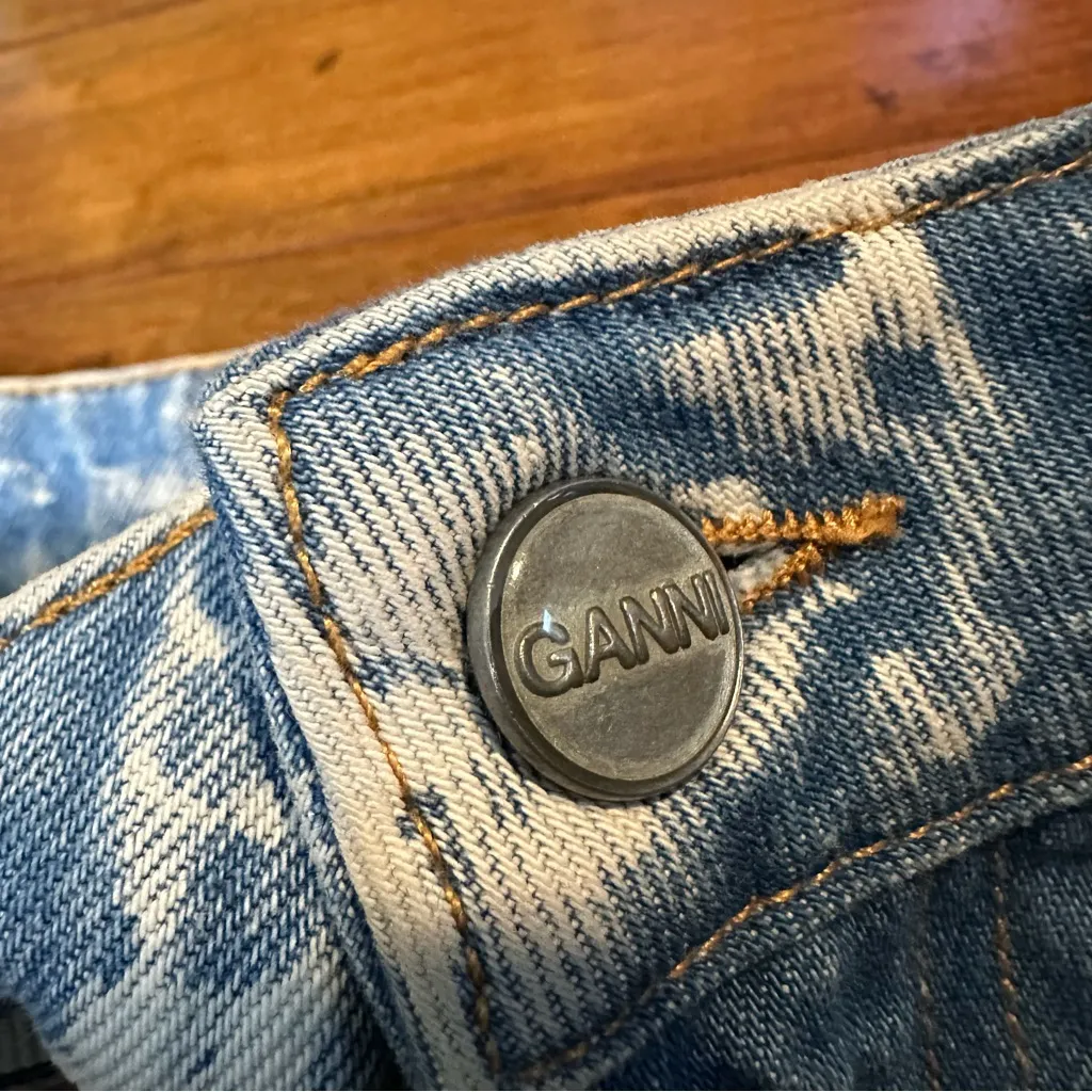 Ganni Blue Acid Wash Betzy Flare Jeans - Image 6