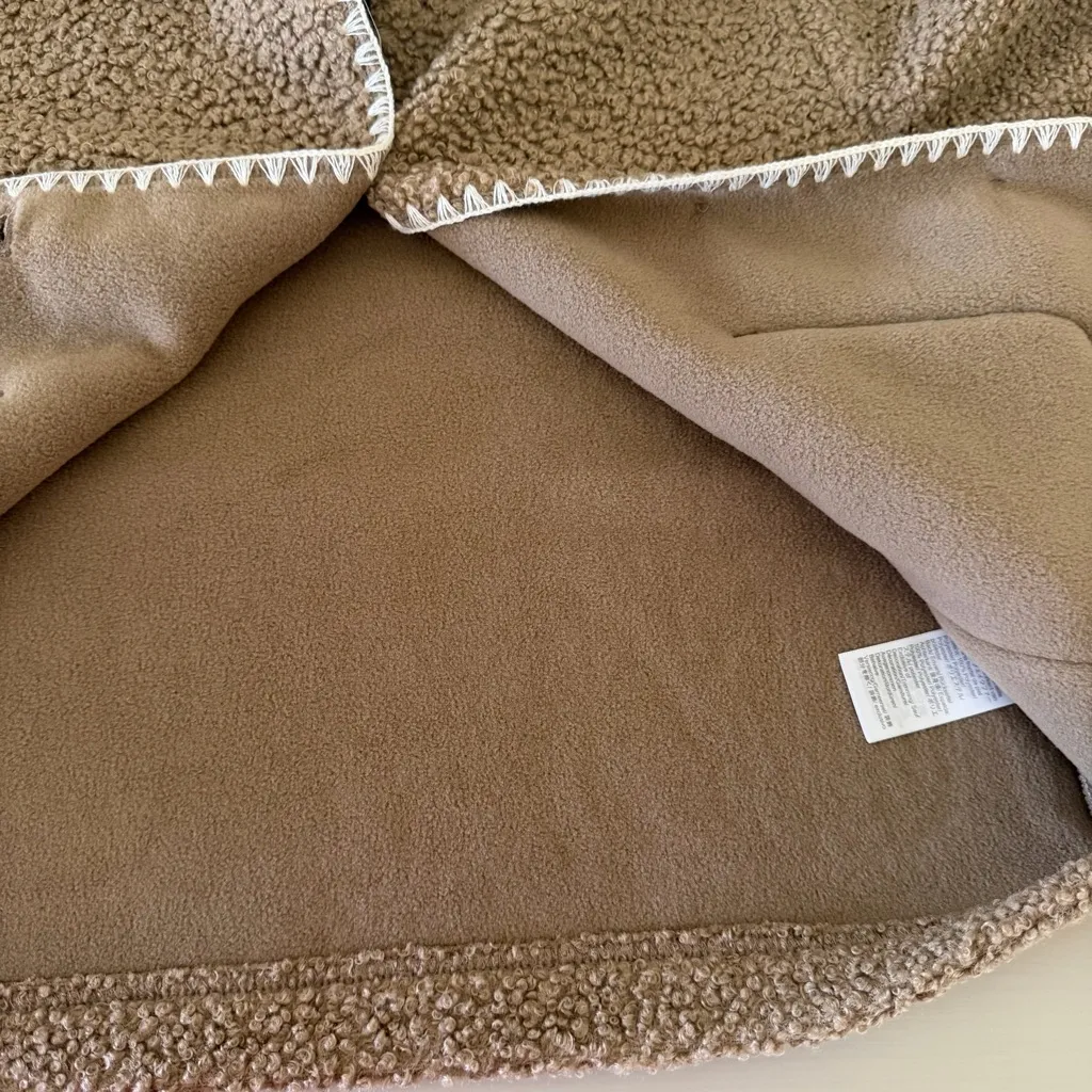 NWT JCrew Whipstitch Sherpa Buttoned Jacket -  Size M - Image 7