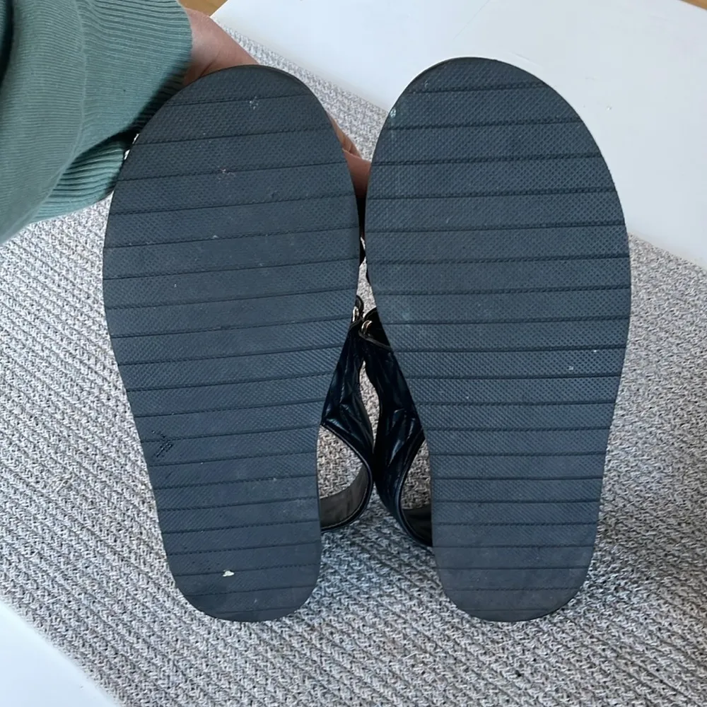 A New Day Black Woven Two Strap Sandals Size 9 - Image 3