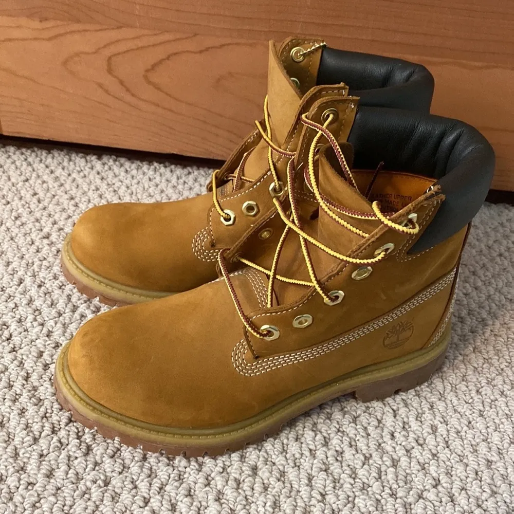 Timberland Size 6 Women's Icon 6'' Waterproof Casual Boots NEW Wheat Color - Image 3