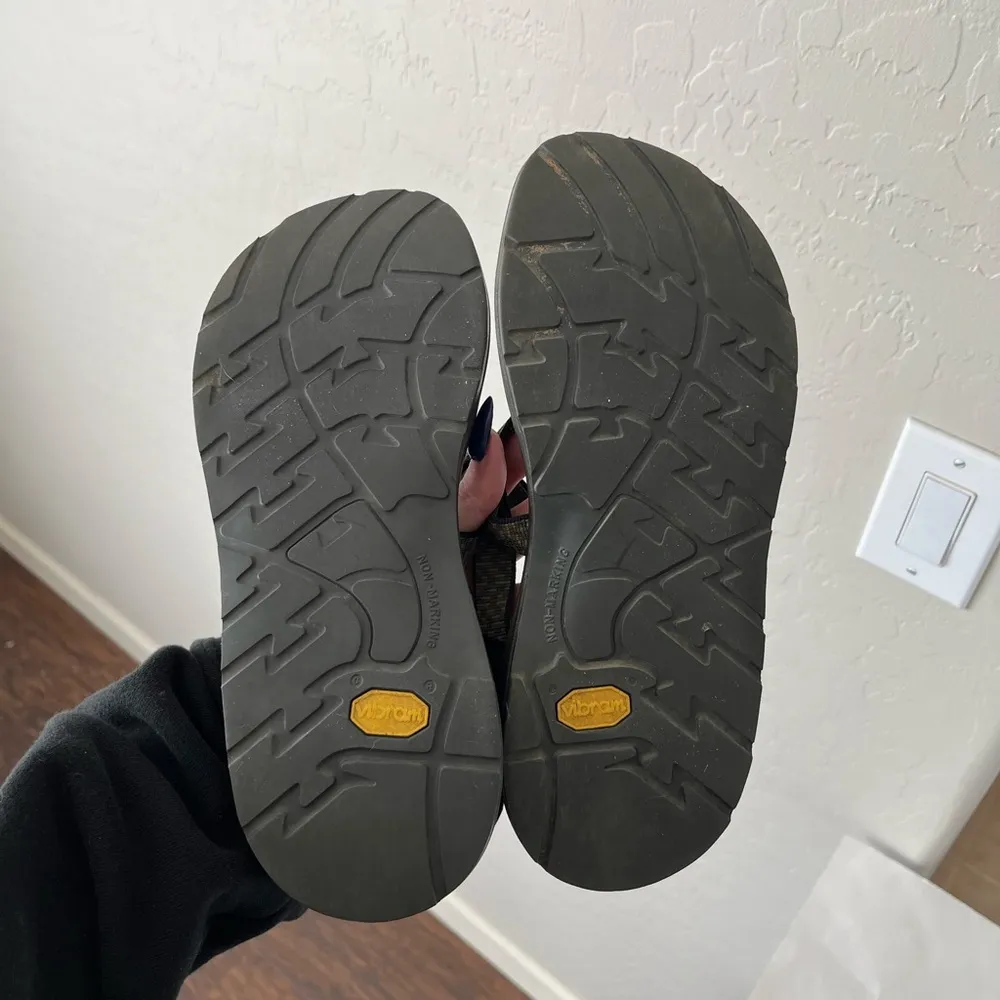 RARE Chaco Made In USA Outdoor Hiking Sandals Green Women’s 9 - Image 6