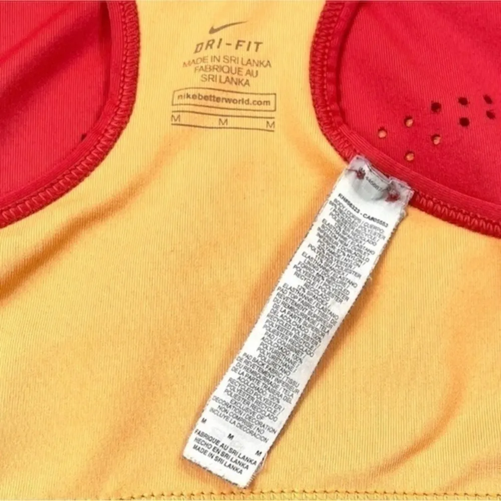 Nike drift sports bra size M - Image 5