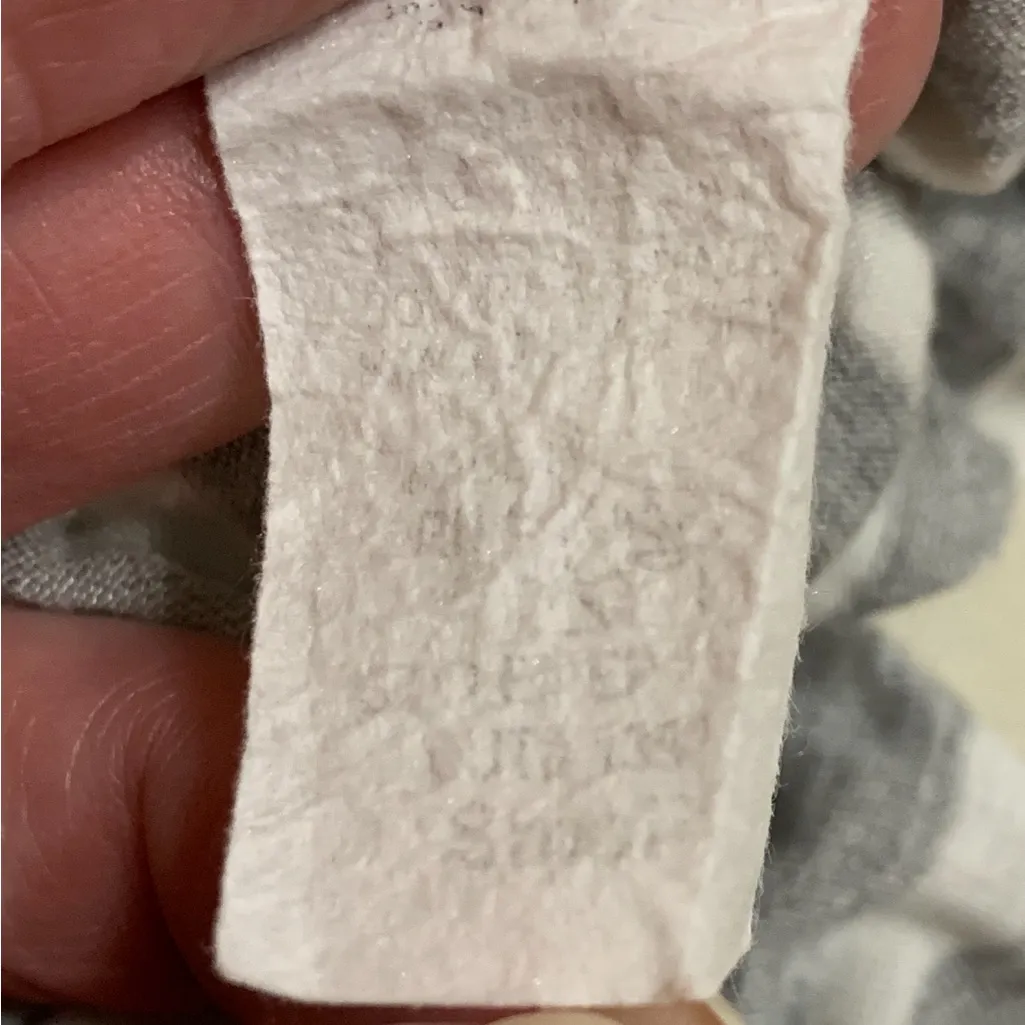 Bellino Gray & White Ruffle Hem Striped Casual Shorts Small - Image 4