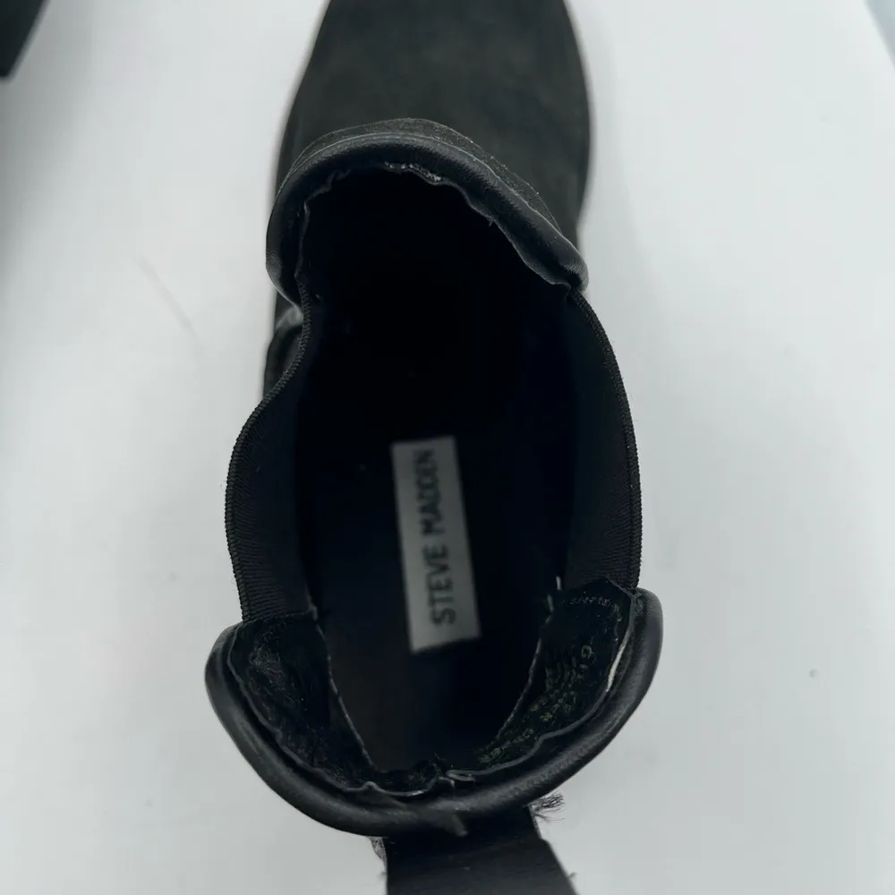 Steve Madden Black Ankle Boots with Suede Finish - Image 7