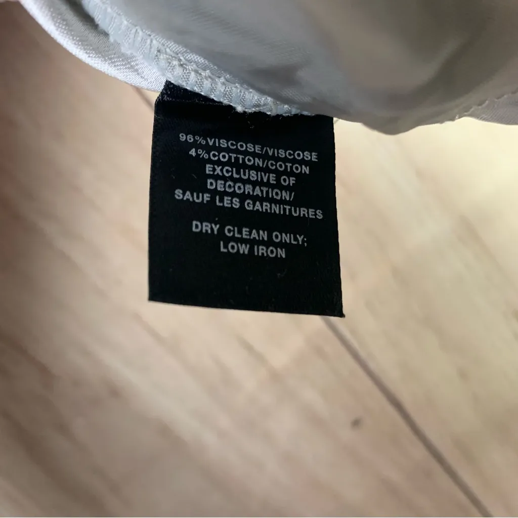 Lafayette 148 New York‎ Capris Size Medium - Image 6