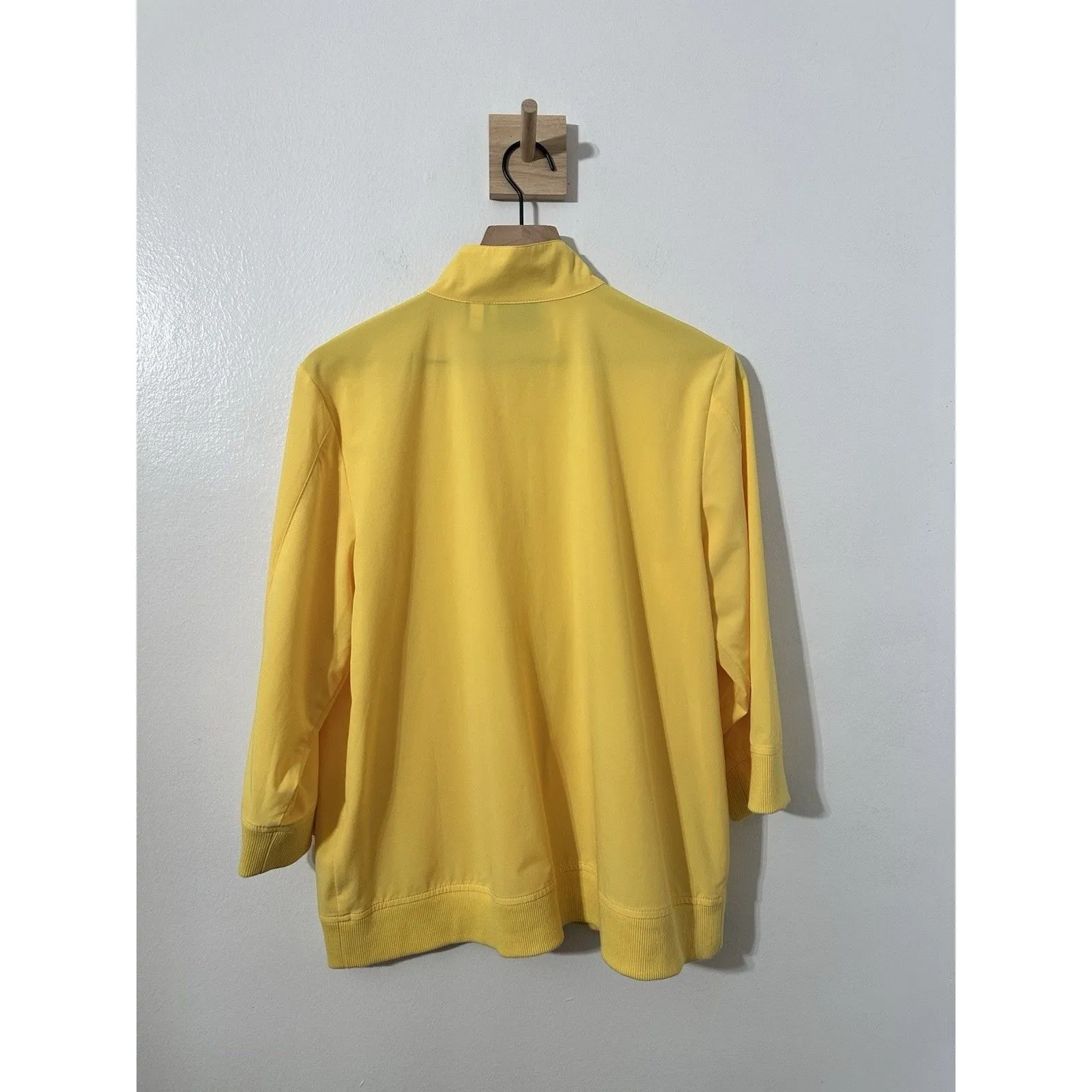 Additions By Chico’s Size 2/Large Yellow Athleisure Zipped Jacket W/Zip Pockets - Image 5