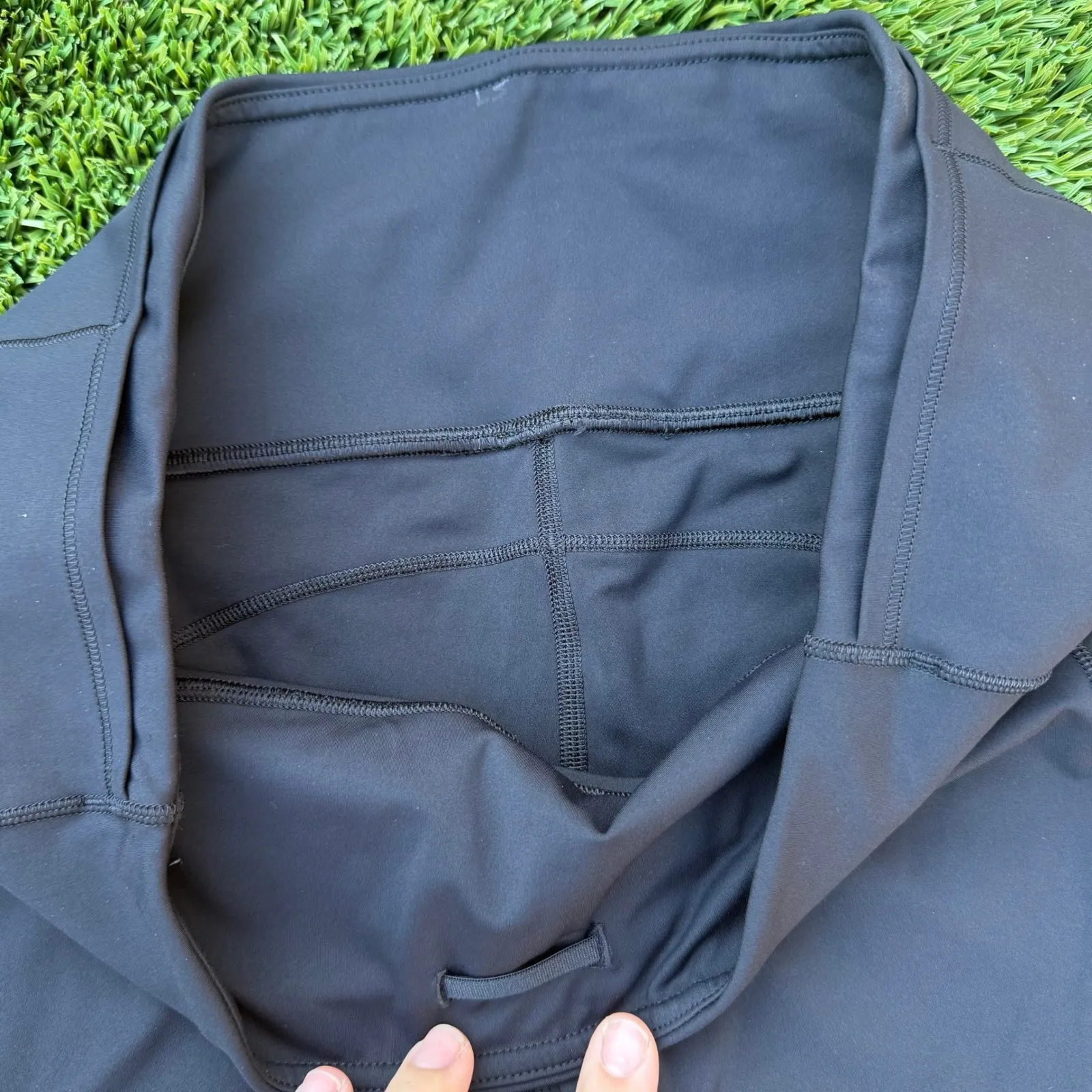 Lululemon Fast and Free High Rise 6 Inch Black Womens Size 12 Pockets Athletic - Image 2