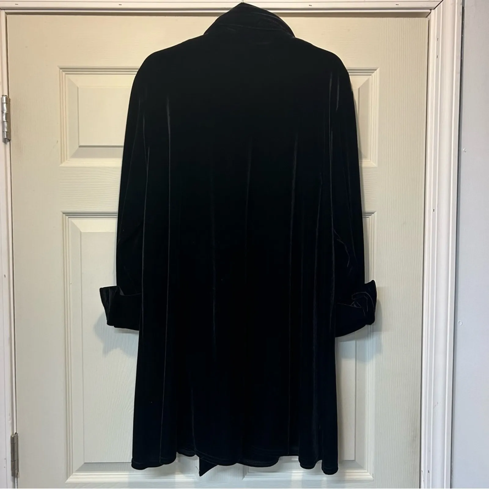 Vintage Tadashi Saks Fifth Avenue Velvet Cape Sweater Cardigan One Size USA Made - Image 3