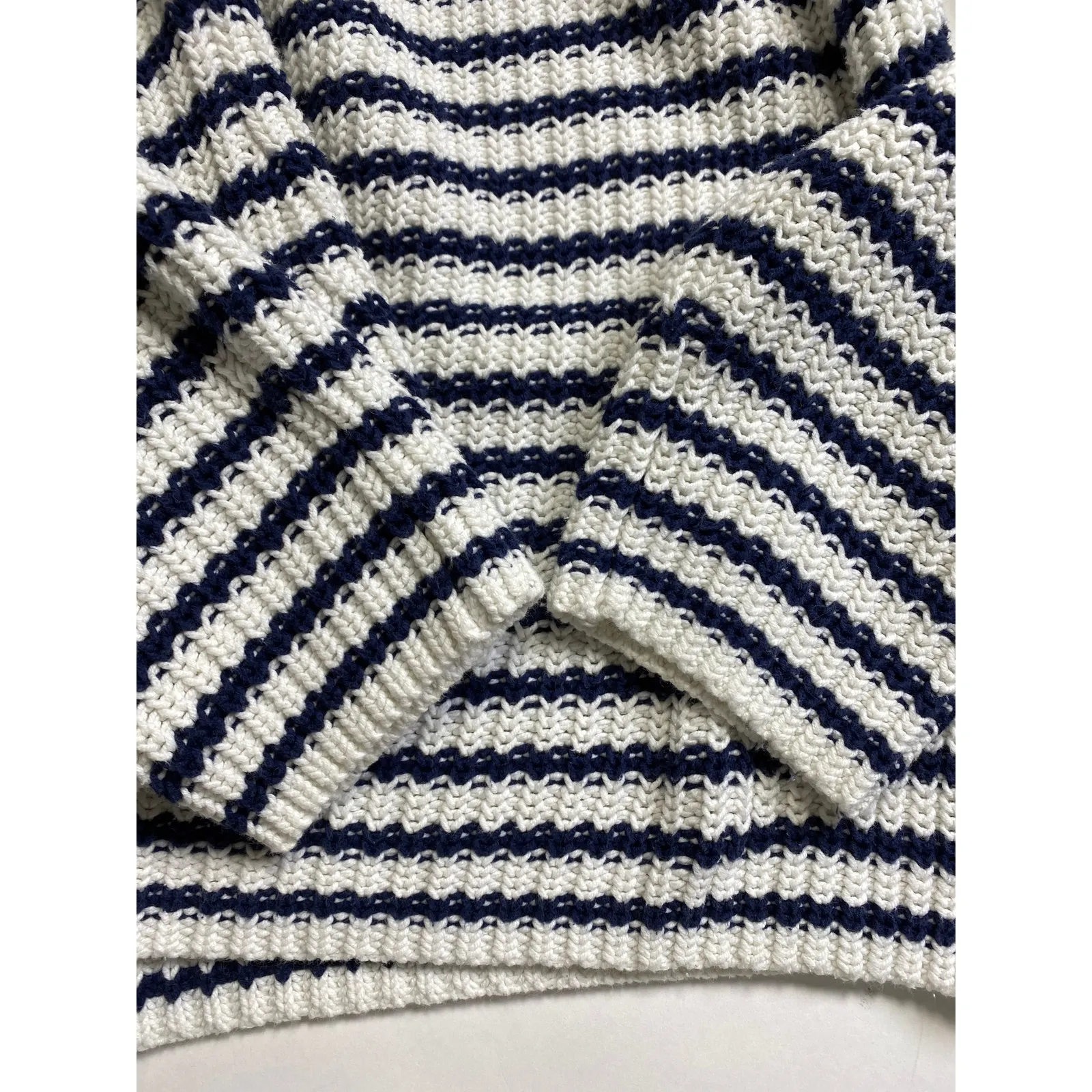 Chico's  Ashlyn Striped Pullover Sweater Size L 2 Navy Nautical Flattering‎ Ruched - Image 5