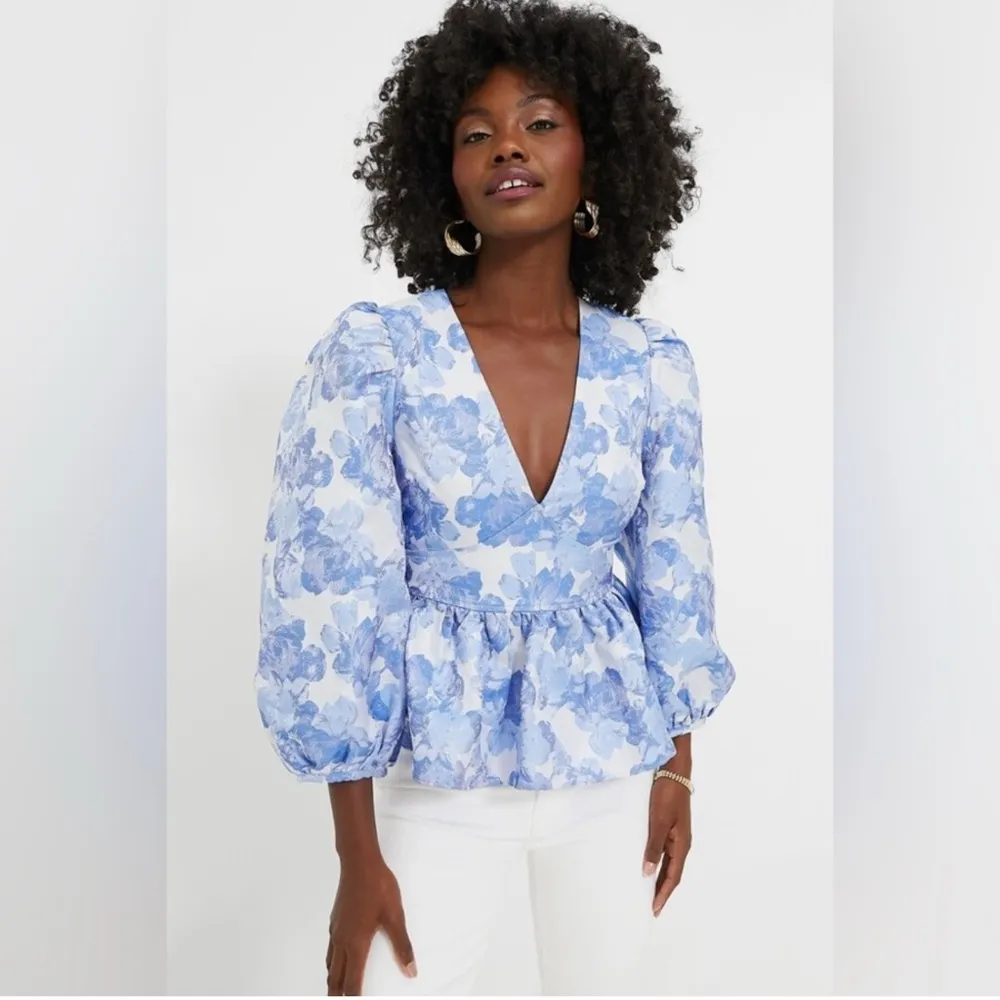 Tuckernuck Eleanor Blouse XXS NWT Blue Jacquard Puff Sleeve Peplum Top Floral - Image 8