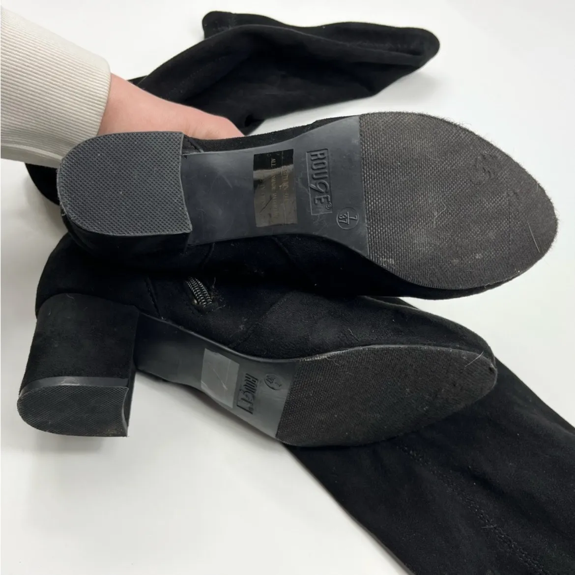 Rogue Black Velour Faux Suede Zip Up Low Chunky Block Heel Knee Boots Size 7 37 - Image 4