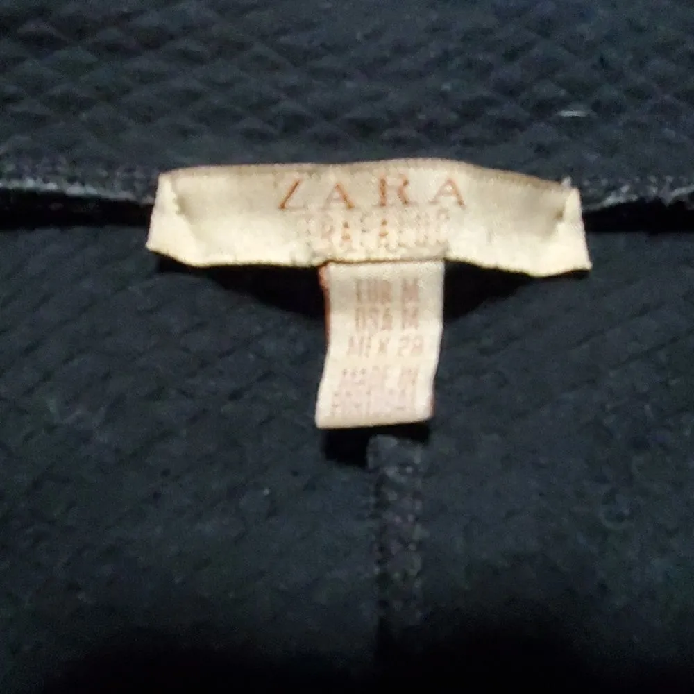 Zara Trafaluc Black Quilted Skirt (Medium) - Image 6