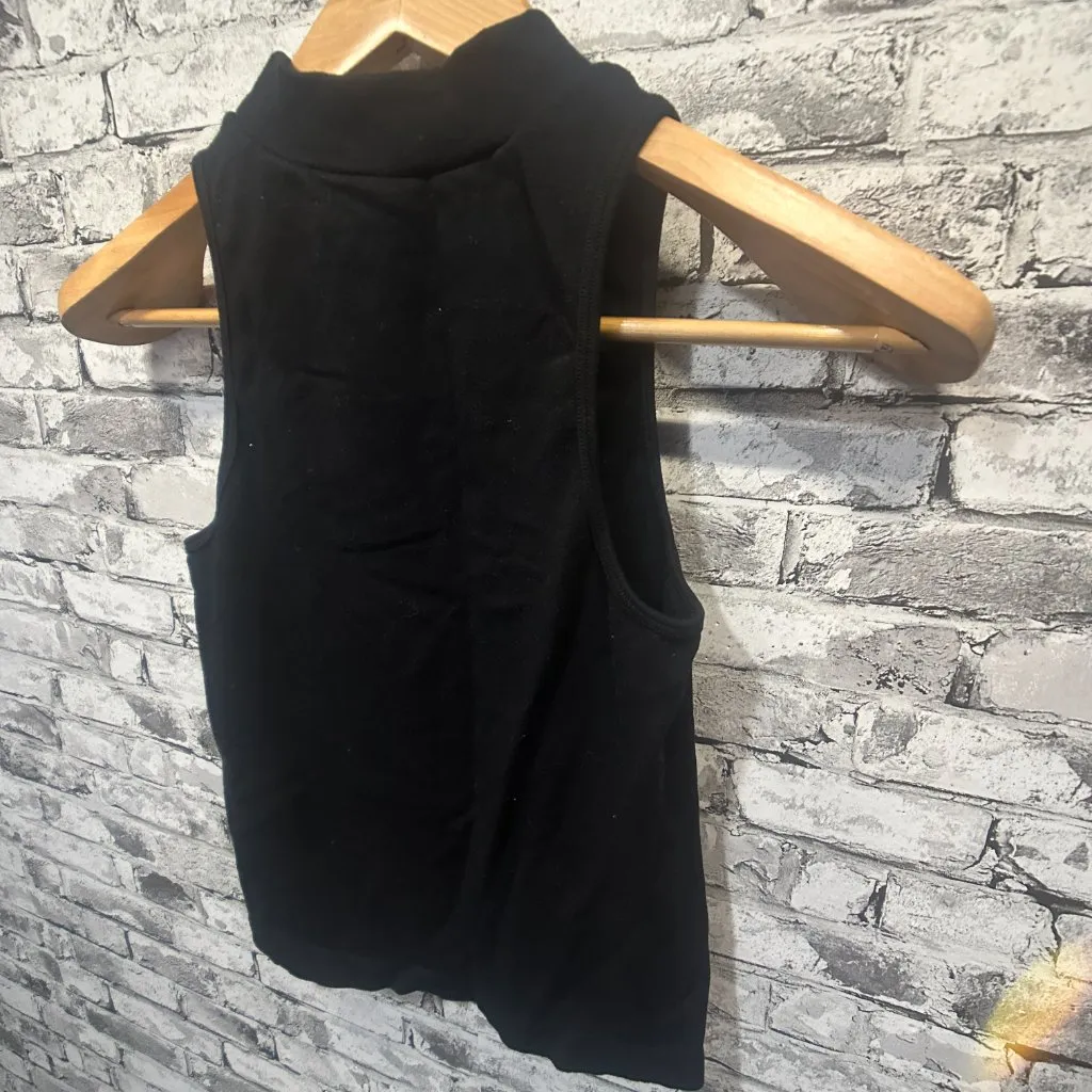 EUC Madden NYC Women's High Neck Tank Top Black Size Medium - Image 7