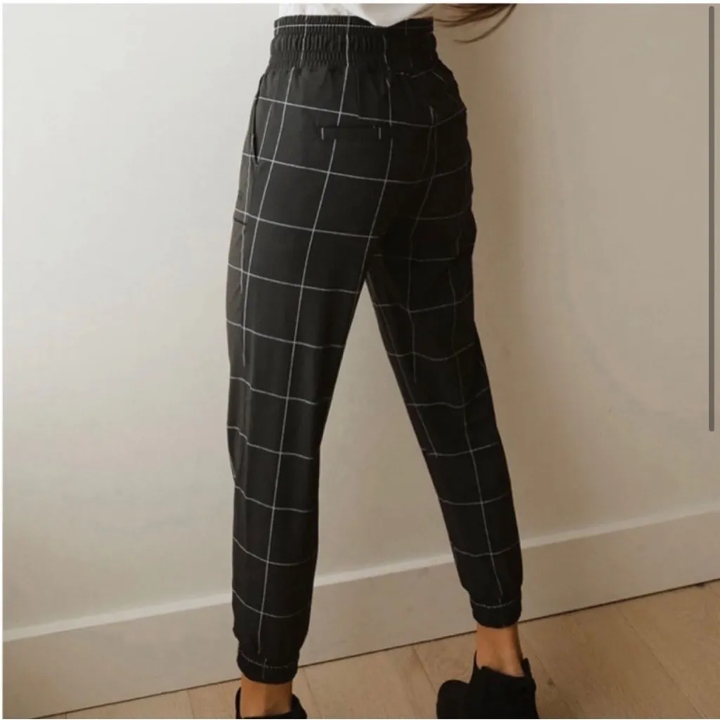 Albion Fit Jetsetter Windowpane Grid Plaid Joggers | Black/White | XS Tall Black - Image 2
