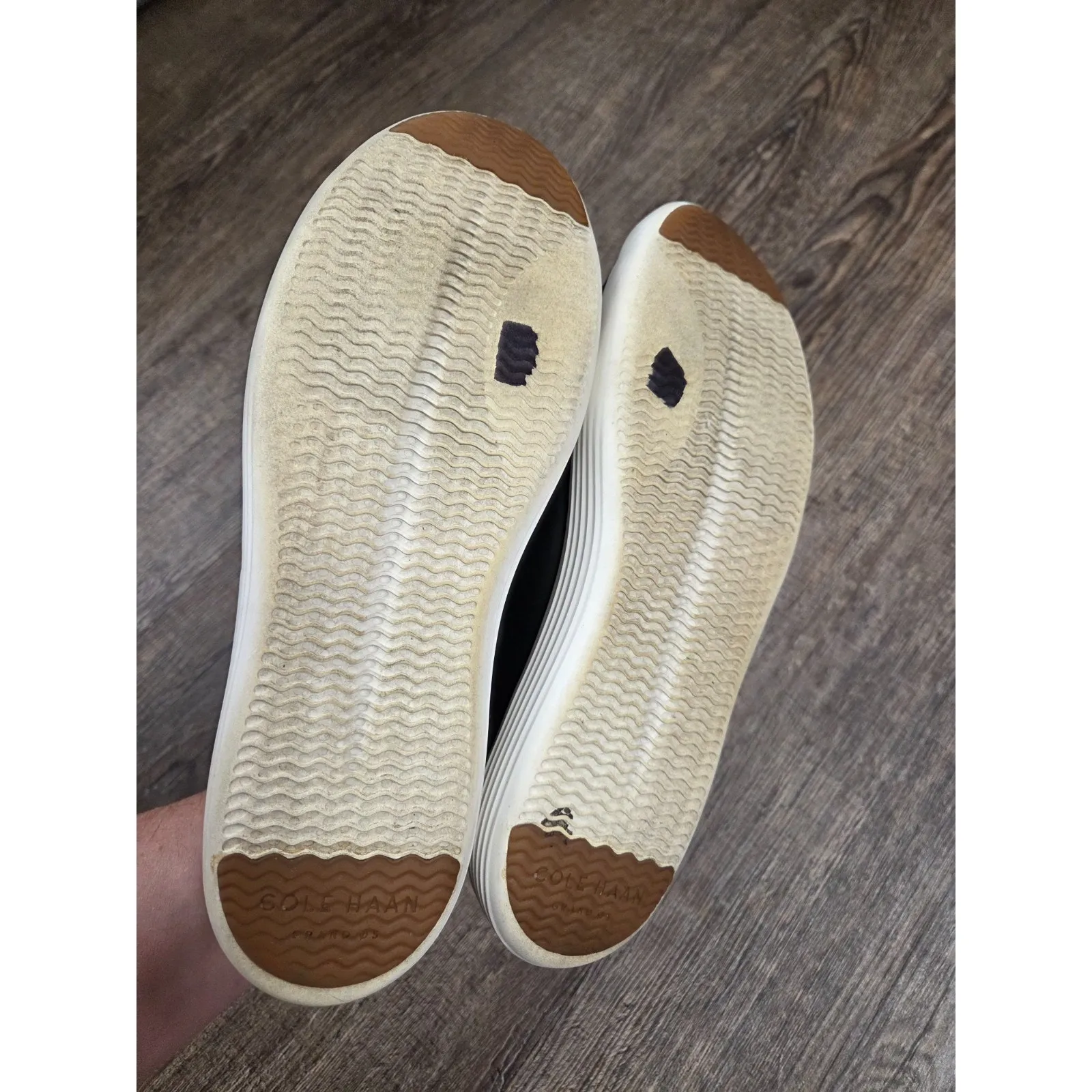 Cole Haan Women's 9B Grand Crosscourt Sneakers Shoes Black Leather Green Laces - Image 7