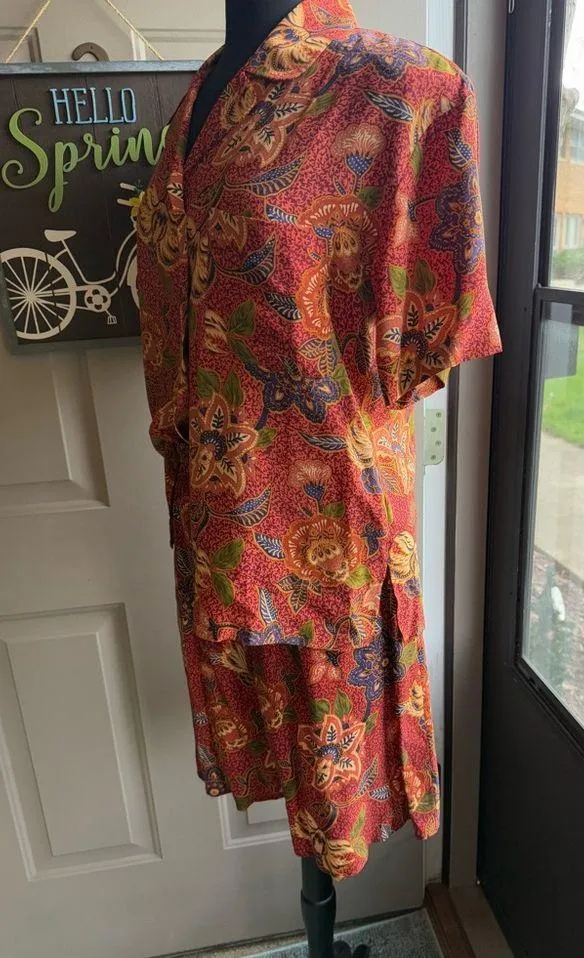 Vintage JH Collectibles silk paisley floral shorts blouse set, size 6 Red - Image 5