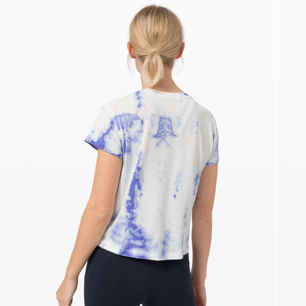 Lululemon Train to Be Short Sleeve *Shibori
Lavender Dusk / Lavender Dusk - Image 3