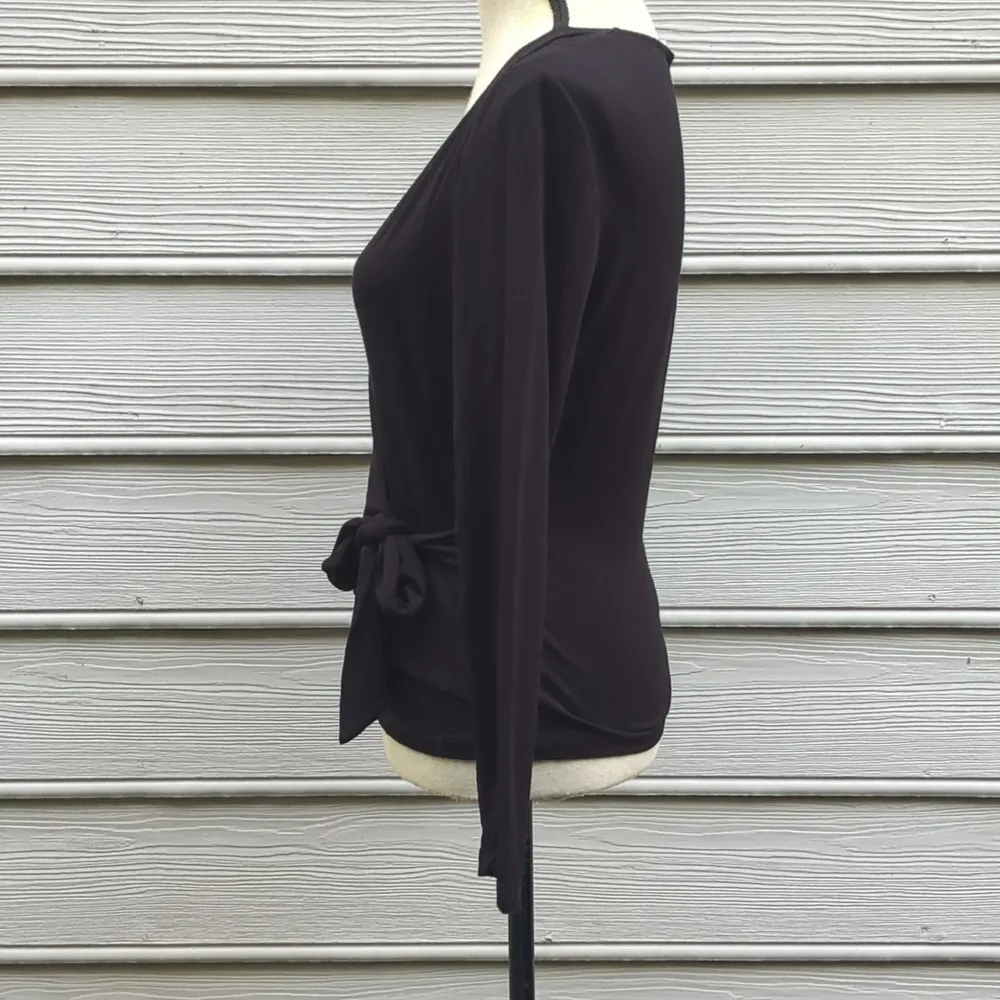 Tweeds Front Tie Faux Wrap Long Sleeve Top - Image 4