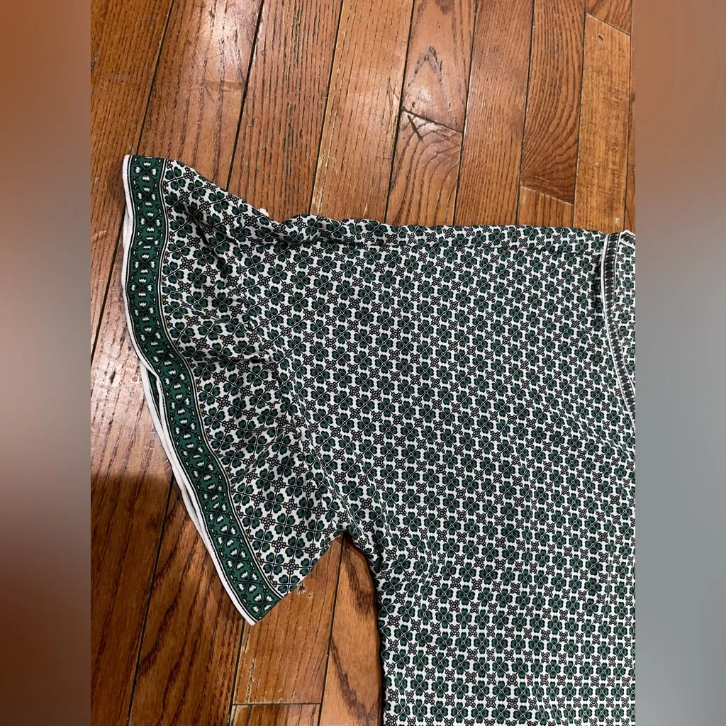 Max Studio Black and White Geometric Blouse - Image 4