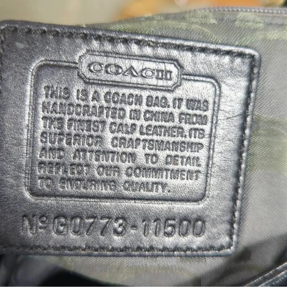 BLACK PATENT LEATHER F0773-11500 RIBBON DETAIL EXCELLENT CONDITION - Image 3