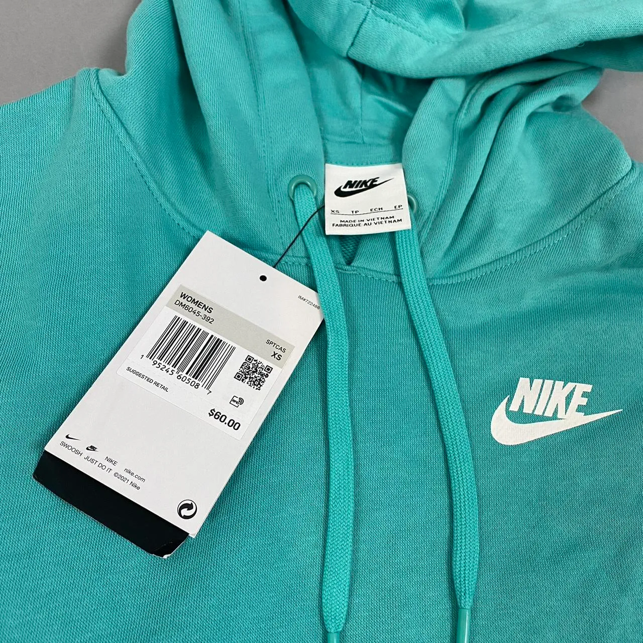 Nike Fun Color Women's Hoodie - Image 5