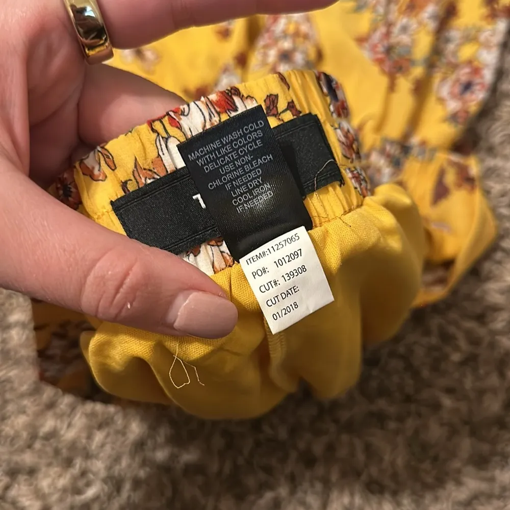 Torrid Floral Chiffon Flowy Pants Yellow Size 0 Large - Image 5