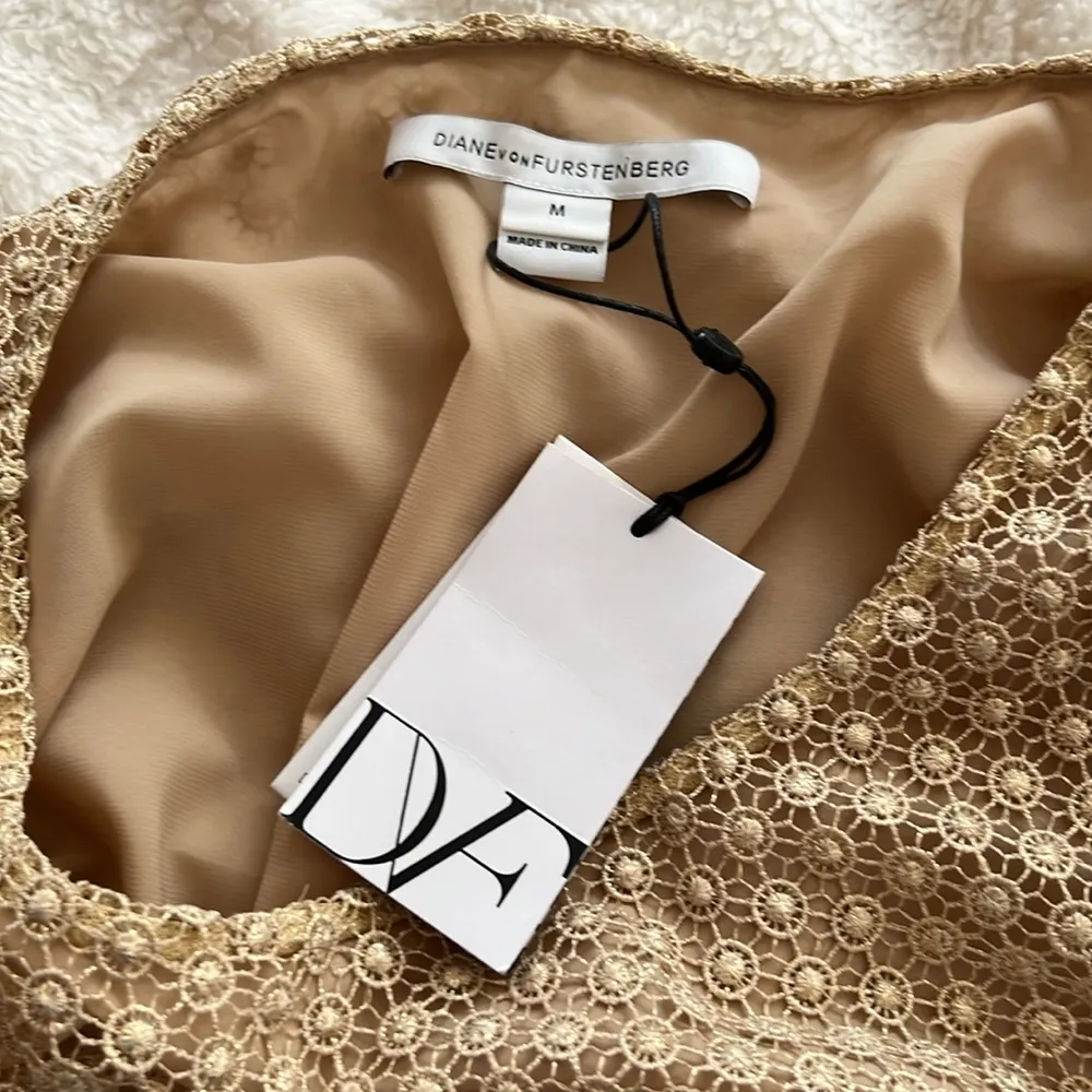 Diane Von Furstenburg Brylee Gold Shimmer Tee Top - Image 3