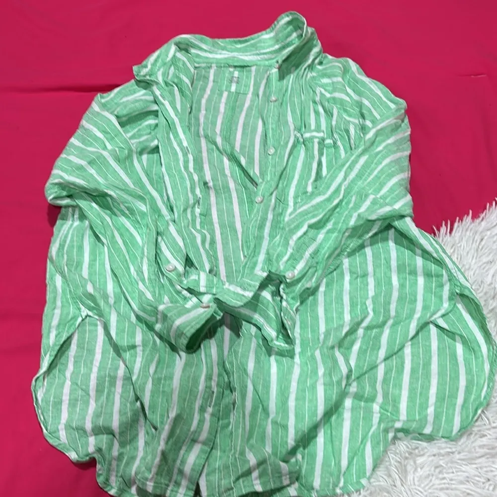 Aerie Green and White Striped Shirt - Image 3