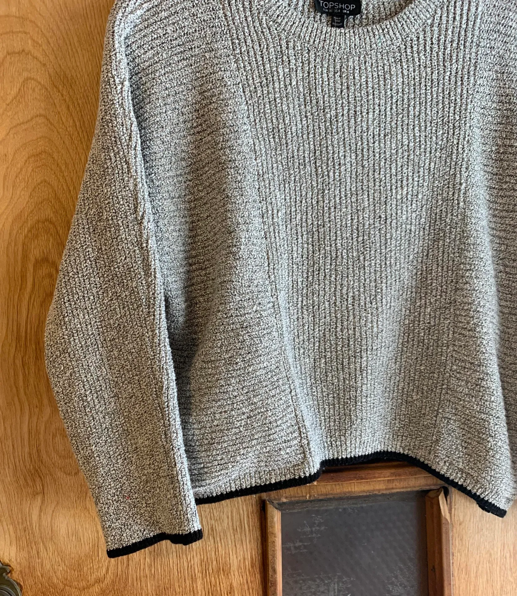 Cropped Sweater Gray NWT - Image 3