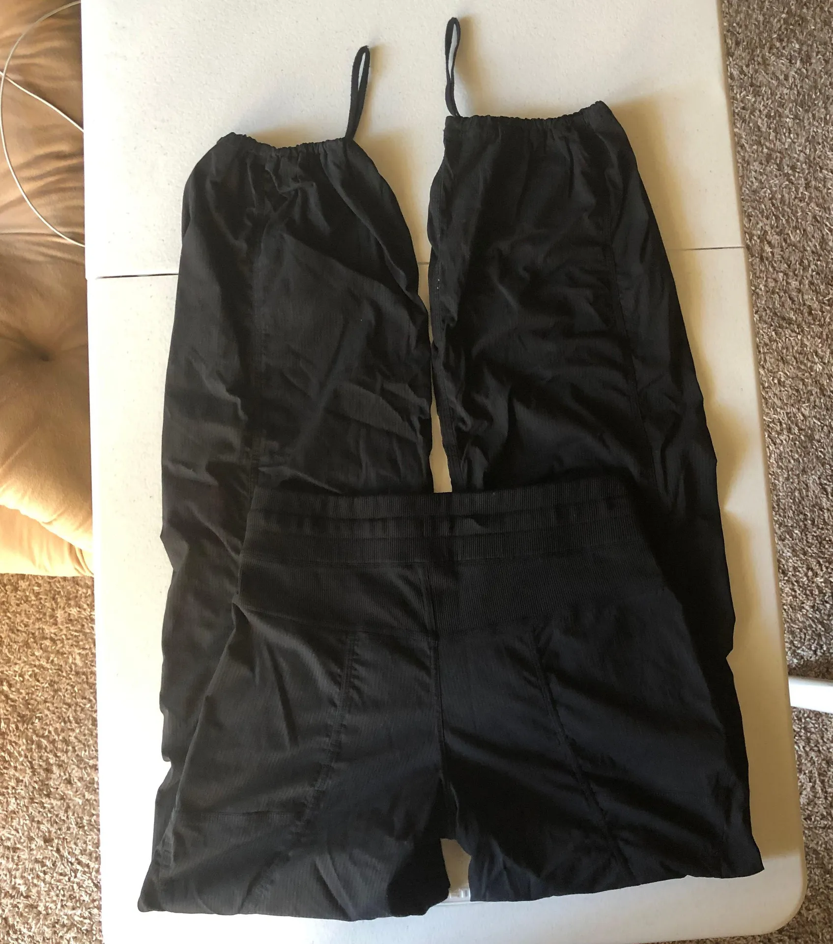 Lululemon HIKING PANTS BLACK - Image 4