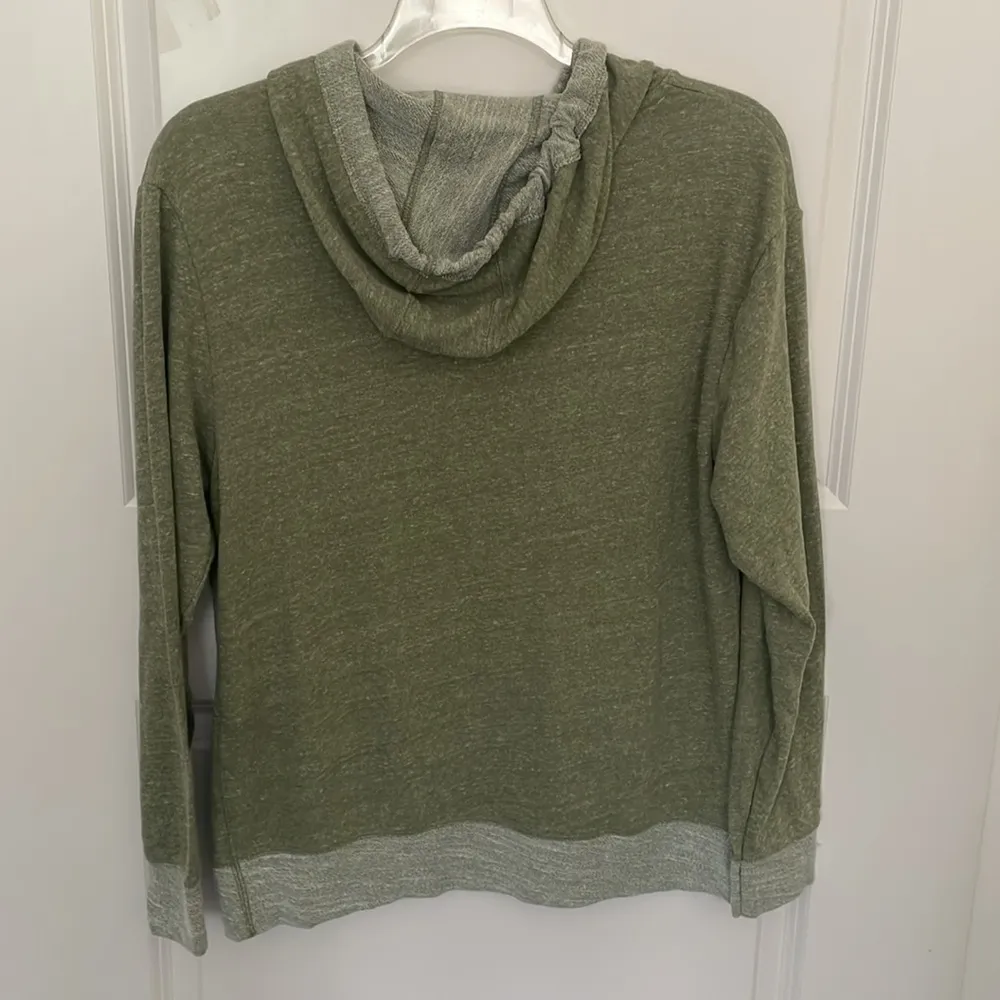 Colorado Loghtweight Hoodie Medium NWOT Green - Image 2