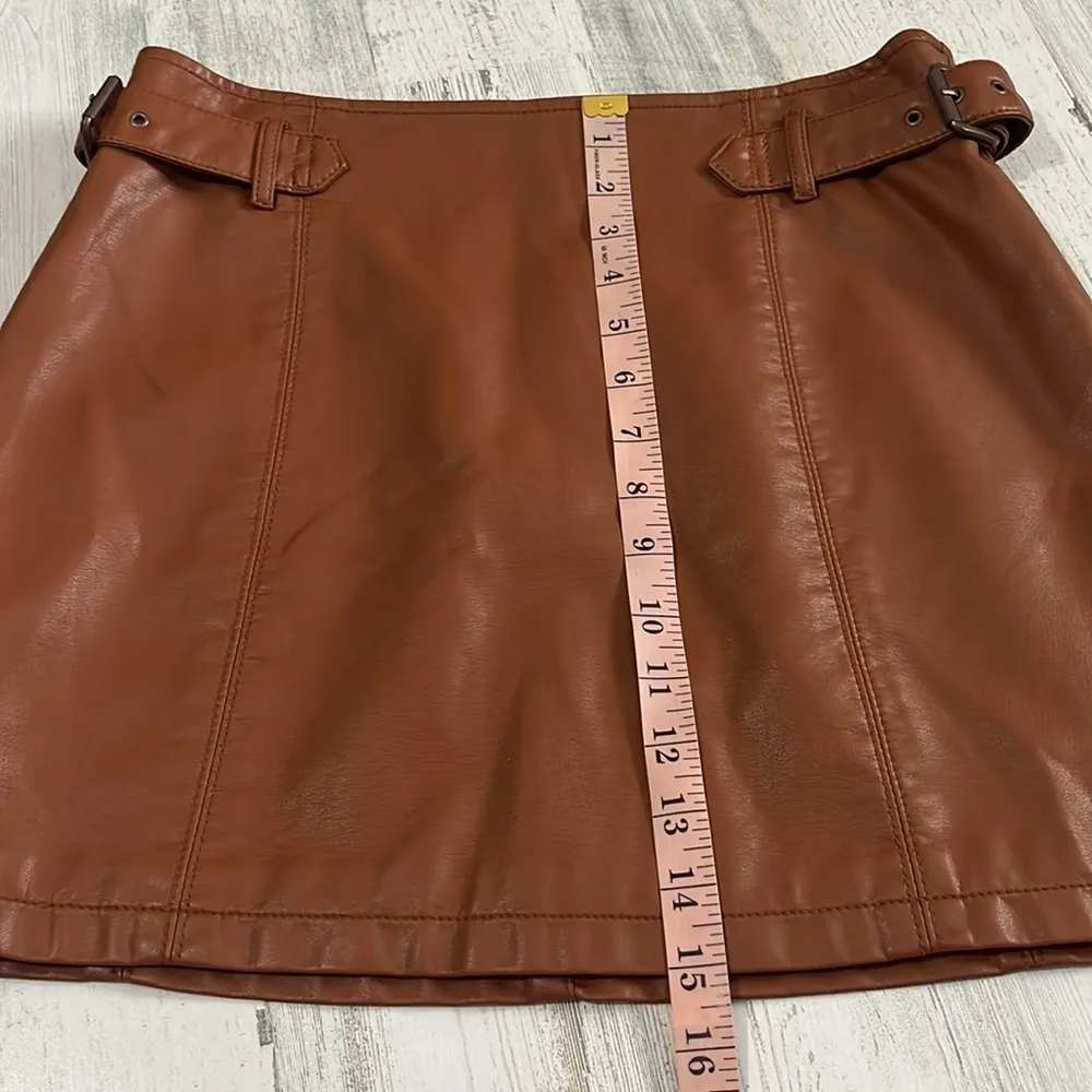 Free People Charli Brown Leather Mini Skirt Size 6 - Image 10