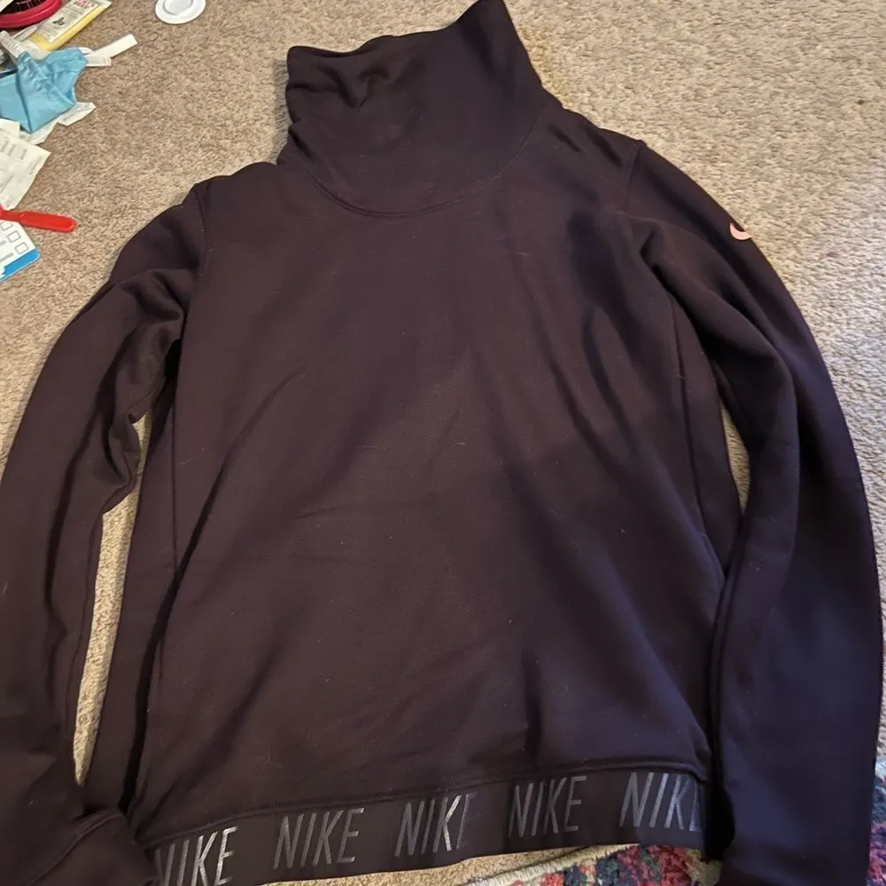 Nike  medium sweatshirt - Image 2