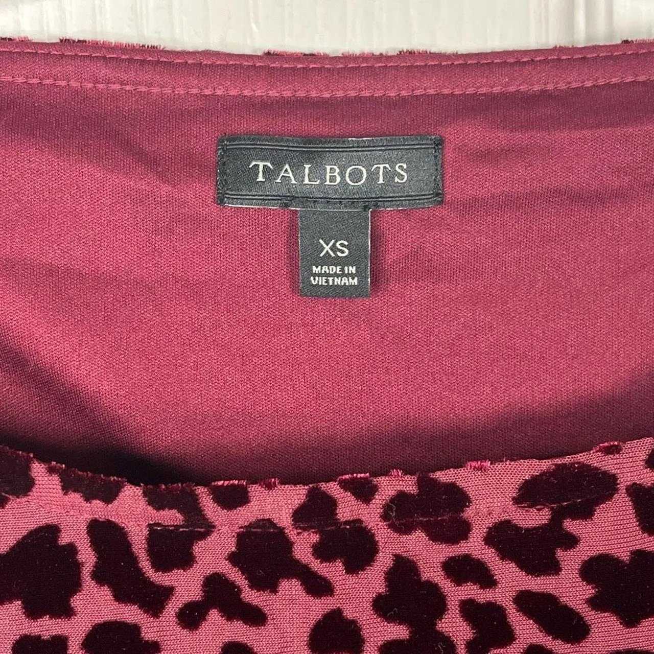 Talbots Maroon Wine Velvet Top - Image 4