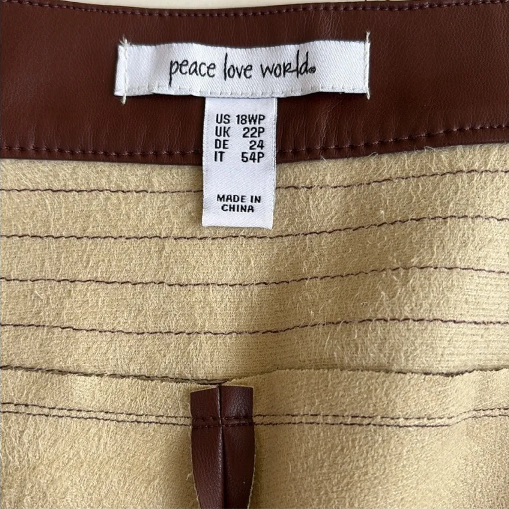 NWOT Peace Love World Faux Leather Flare Pants
Brown Size 18 Petite - Image 8