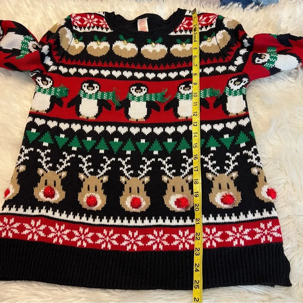 Holiday Christmas Sweater Women’s Medium Reindeer Penguins Trees Snowflakes - Image 8