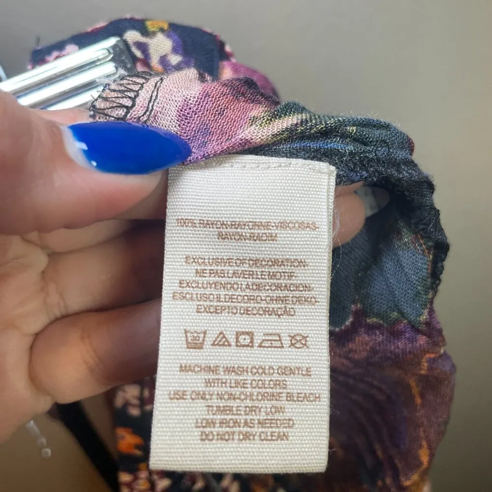 Free People Shorts XS Colorful Abstract Watercolor Flowy Lisbon Vacation Travel - Image 9