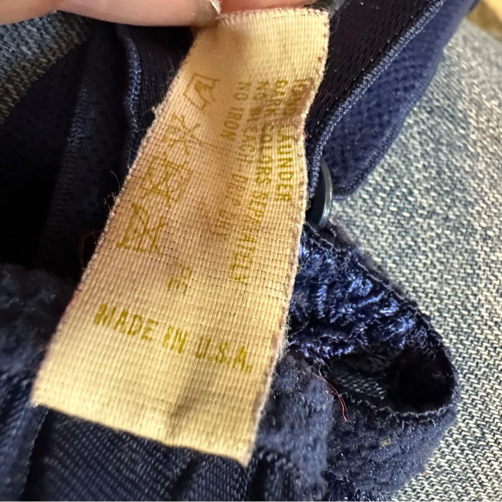 Victoria’s Secret Vintage 1980s Dark Blue Sheer Lace Underwire Bra 34B - Image 15