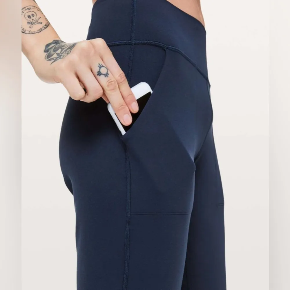 NWT Lululemon Align High Rise Joggers With Pockets True Navy Size 0 - Image 3