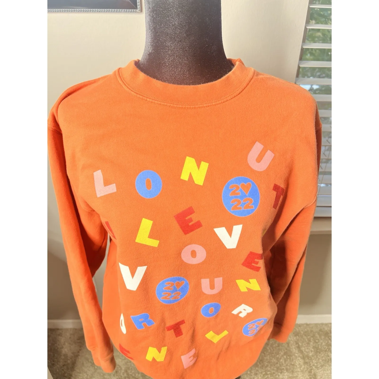 Harry Styles Love On Tour 2022 Love‎ Soup Sweatshirt Size Medium Orange Alphabet - Image 3