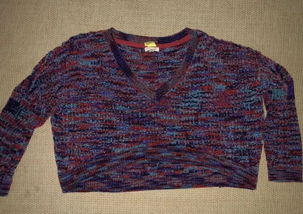 Silence + Noise Cropped Sweater - Image 2