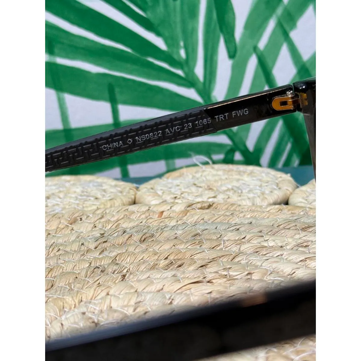 Foster Grant Women's Brown Tortoise Shell Sunglasses - Image 6