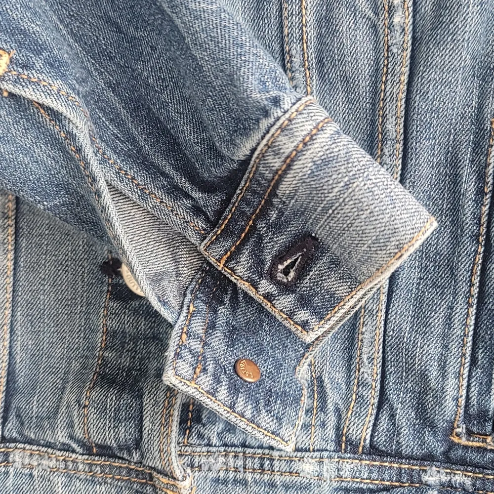 🔥SALE🔥American Eagle AEO Denim Button Front Jacket XS - Image 5