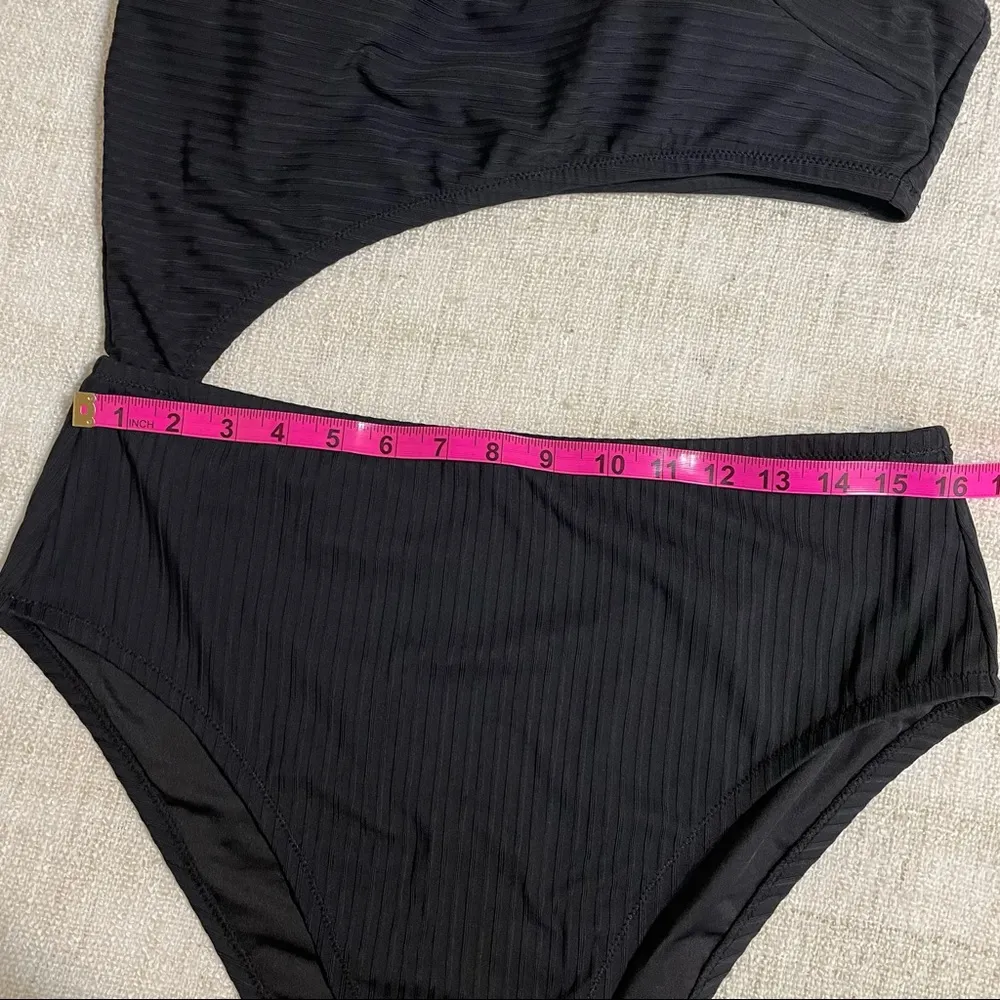 Shade & Shore One Piece Swimsuit - Image 14