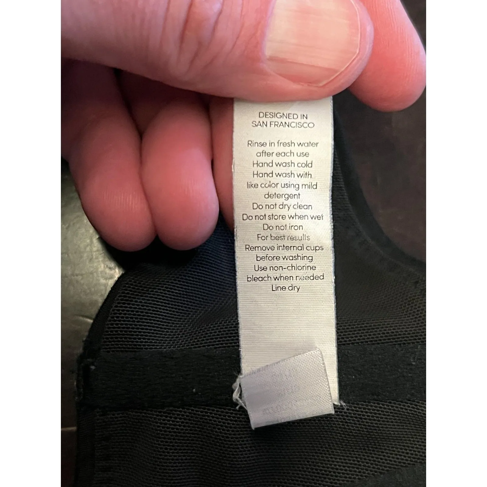 Athleta Bikini Swim Top Womens 34B/C Black Underwire Bra Cup Adjustable Straps - Image 7